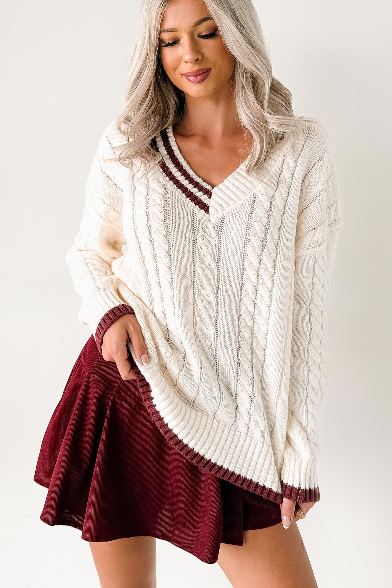 Woven Stories Cable Knit V Neck Sweater (Cream)